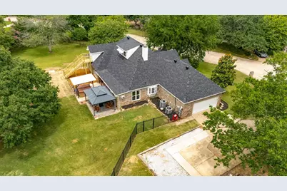 1092 Holly Lane, Lewisville, TX 75067 - Photo 39