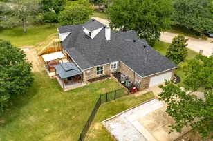1092 Holly Ln, Lewisville, TX 75067 - Photo 39