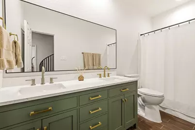 1092 Holly Lane, Lewisville, TX 75067 - Photo 21