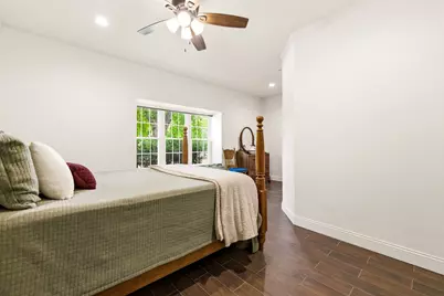 1092 Holly Lane, Lewisville, TX 75067 - Photo 23