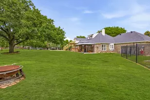 1092 Holly Ln, Lewisville, TX 75067 - Photo 31
