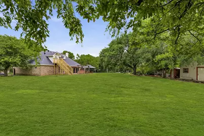 1092 Holly Lane, Lewisville, TX 75067 - Photo 37