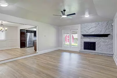 105 Countryside Drive, Arlington, TX 76014 - Photo 3