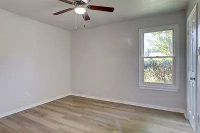 105 Countryside Drive, Arlington, TX 76014 - Photo 19