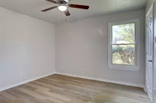 105 Countryside Dr, Arlington, TX 76014 - Photo 19