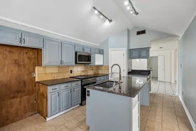 5401 Oak Branch Drive, Arlington, TX 76016 - Photo 7