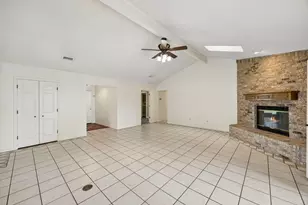 5401 Oak Branch Dr, Arlington, TX 76016 - Photo 3