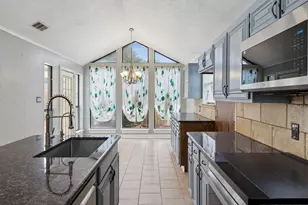 5401 Oak Branch Dr, Arlington, TX 76016 - Photo 9