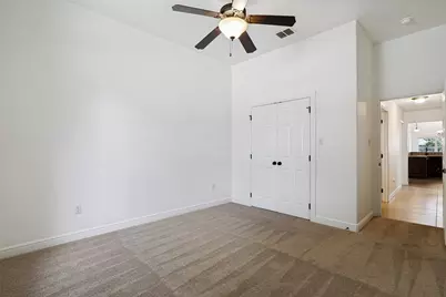204 Captains Court, Granbury, TX 76049 - Photo 13