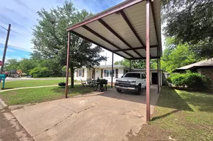 101 Mel St, Winters, TX 79567 - Photo 5