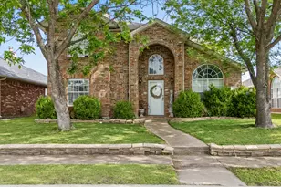 7713 Harbor Dr, Rowlett, TX 75088 - Photo 1