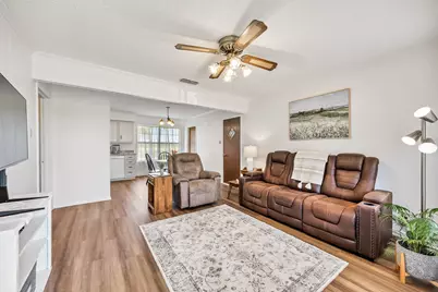 10536 County Road 3707, Wills Point, TX 75169 - Photo 7