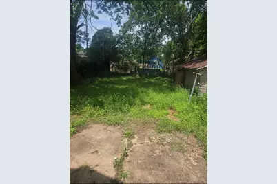 1511 Iowa, Dallas, TX 75216 - Photo 3