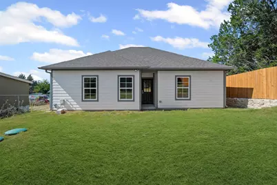 913 Pease River Drive, Granbury, TX 76048 - Photo 35