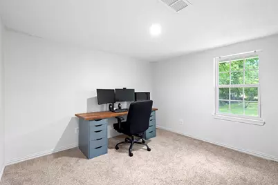 215 E 3rd Street, Ferris, TX 75125 - Photo 11