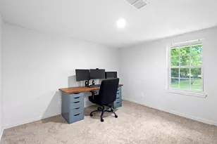 215 E 3rd St, Ferris, TX 75125 - Photo 11