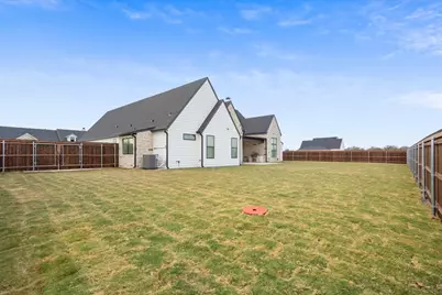 919 Fawn Drive, McGregor, TX 76657 - Photo 33