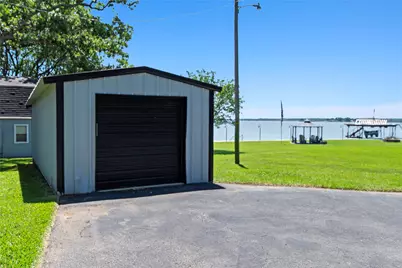 1301 Oak Hill Drive, Kemp, TX 75143 - Photo 37