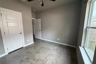 202 E Henderson St, Itasca, TX 76055 - Photo 11