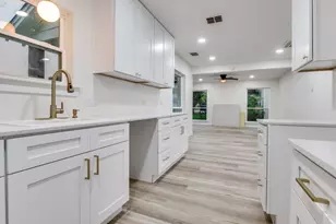 6808 Wofford Ave, Dallas, TX 75227 - Photo 9