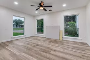 6808 Wofford Ave, Dallas, TX 75227 - Photo 11