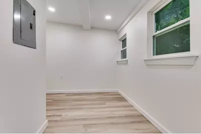 6808 Wofford Avenue, Dallas, TX 75227 - Photo 17