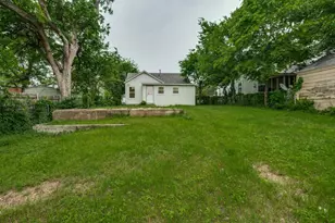 6808 Wofford Ave, Dallas, TX 75227 - Photo 23