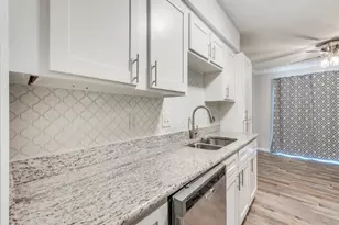 649 Timberline Dr, Hurst, TX 76053 - Photo 13