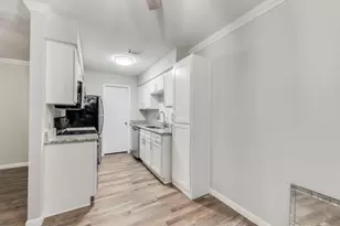 649 Timberline Dr, Hurst, TX 76053 - Photo 17