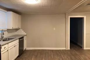 1310 S 5th St, Bonham, TX 75418 - Photo 5