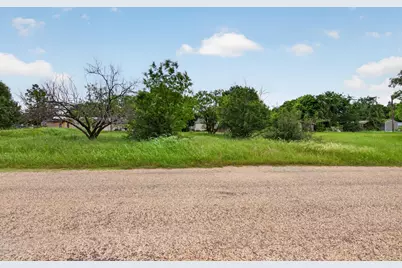 5429 Highview Drive, Granbury, TX 76048 - Photo 5