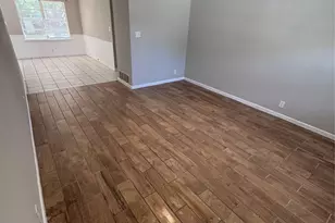 3879 Freddie St, Fort Worth, TX 76119 - Photo 5
