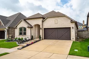1437 11th St, Argyle, TX 76226 - Photo 3