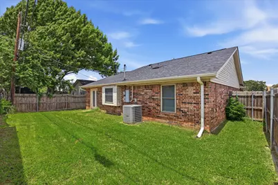 4118 Green Acres Circle, Arlington, TX 76017 - Photo 23