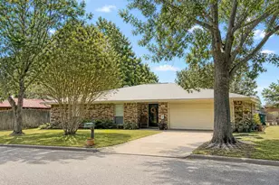 1207 Friona St, Bowie, TX 76230 - Photo 1