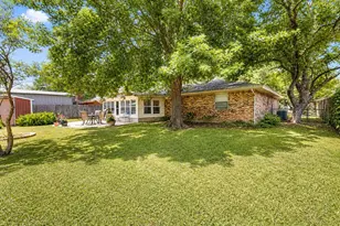 1207 Friona St, Bowie, TX 76230 - Photo 3