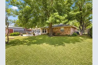 1207 Friona Street, Bowie, TX 76230 - Photo 3