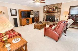 1207 Friona St, Bowie, TX 76230 - Photo 9