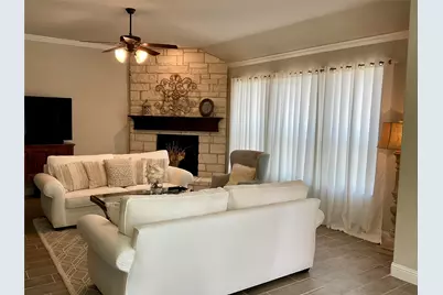 1034 Mickelson Drive, Granbury, TX 76048 - Photo 5