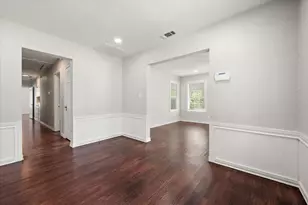 4521 Calmont Ave, Fort Worth, TX 76107 - Photo 9