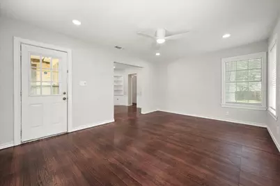 4521 Calmont Avenue, Fort Worth, TX 76107 - Photo 5