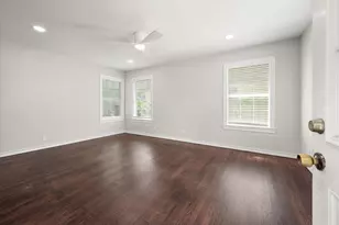 4521 Calmont Ave, Fort Worth, TX 76107 - Photo 3