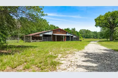 690 County Road 15560, Paris, TX 75462 - Photo 23
