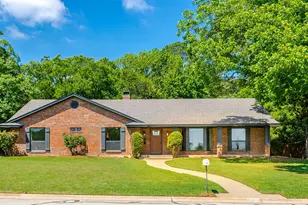 101 Hollyhill Ln, Denton, TX 76205 - Photo 37