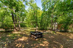 101 Hollyhill Ln, Denton, TX 76205 - Photo 29