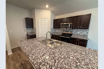 1036 Chambray Drive, Troy, TX 76579 - Photo 7