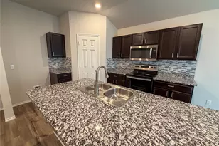 1036 Chambray Dr, Troy, TX 76579 - Photo 7