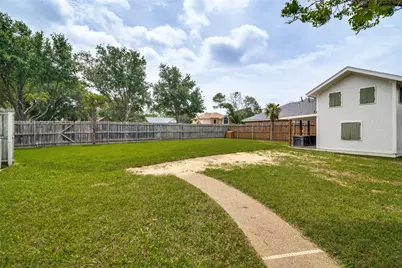 913 Bridgewater Lane, Mesquite, TX 75181 - Photo 35