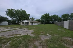 932 Hwy 171, Mexia, TX 76667 - Photo 5