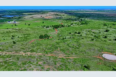 000 Longview Lane, Bowie, TX 76230 - Photo 13